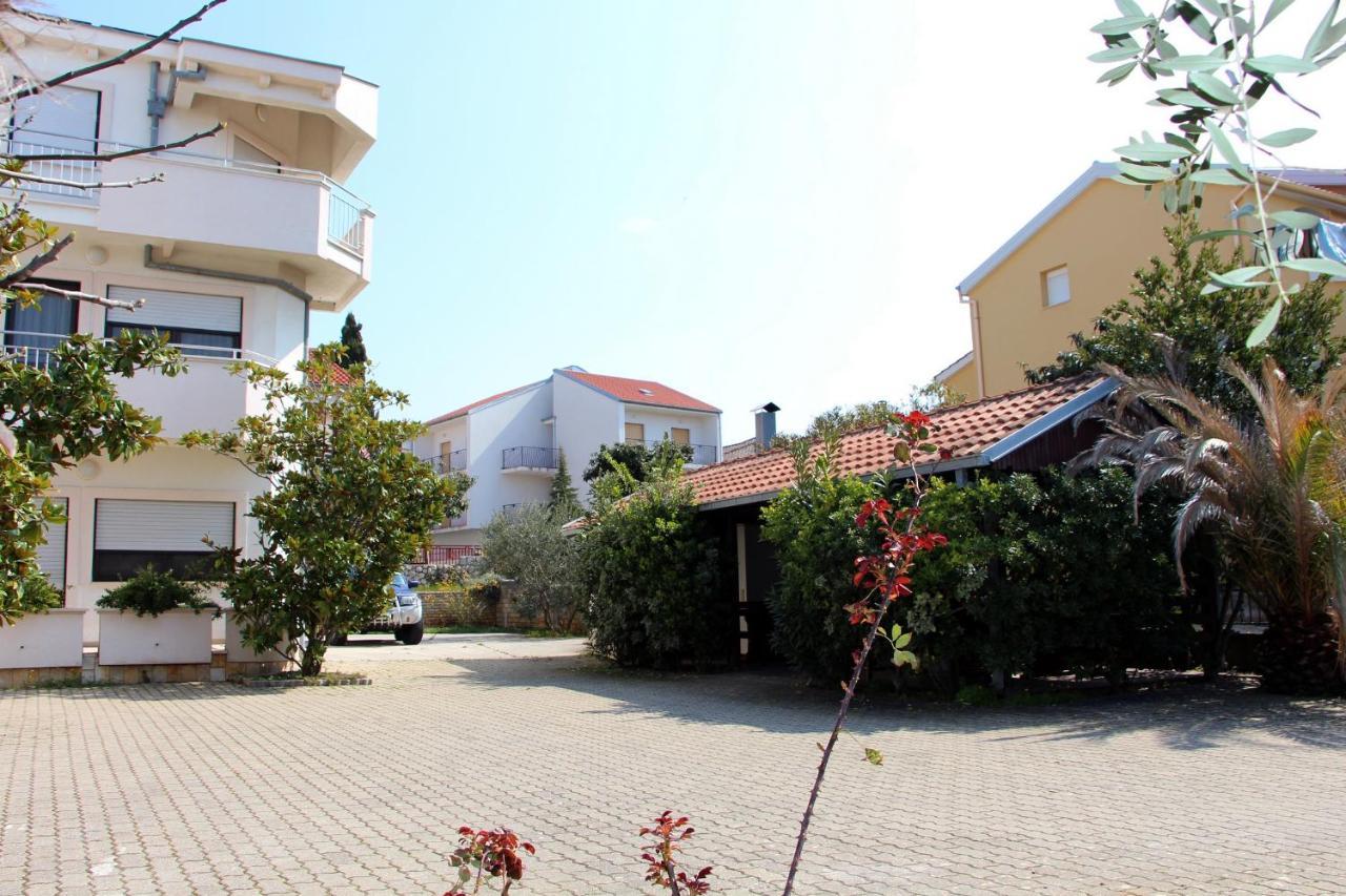 Apartmani Amado/Lozic Zadar Exterior foto