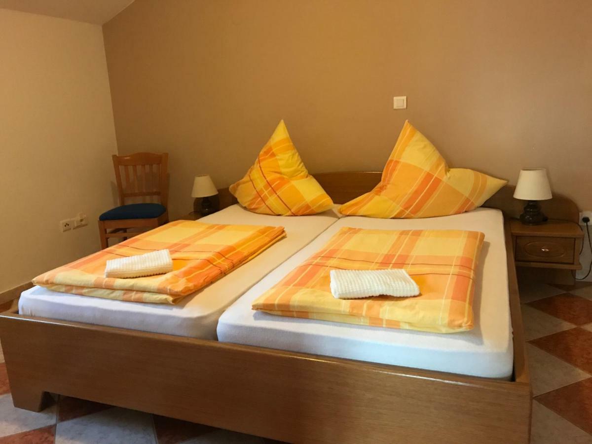 Apartmani Amado/Lozic Zadar Exterior foto
